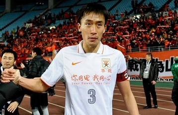 都体：米兰在关注布雷斯特左闸洛科，他是本赛季法甲抢断王（都体：米兰有意布雷斯特左后卫洛科，法甲本季抢断王）