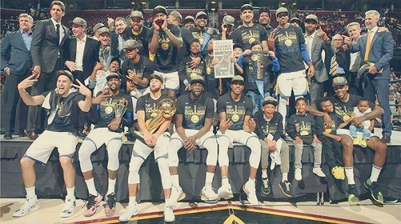 上海男篮39分大胜！新赛季开门红，弗格首秀10分，怀特塞德11分（上海男篮39分狂胜迎新季开门红，弗格首秀拿10分，怀特塞德贡献11分）