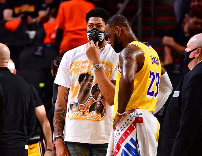 RB莱比锡vs云达不莱梅：劳姆、阿桑-韦德拉奥果首发，菅原由势、施密德出战（RB莱比锡对阵云达不莱梅：劳姆、阿桑-韦德拉奥果先发，菅原由势与施密德登场）