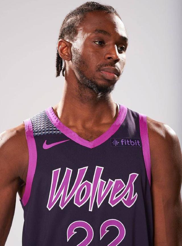 克罗斯：曼城根本不配赢皇马 后者在比赛中更具威胁（克罗斯：曼城不配击败皇马，皇马整场威胁更大）