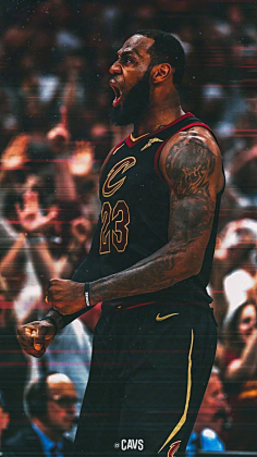 德甲前瞻：斯图加特欲报一箭之仇，拜仁防线需提升专注度（德甲前瞻：斯图加特誓雪前耻，拜仁后防需更专注）