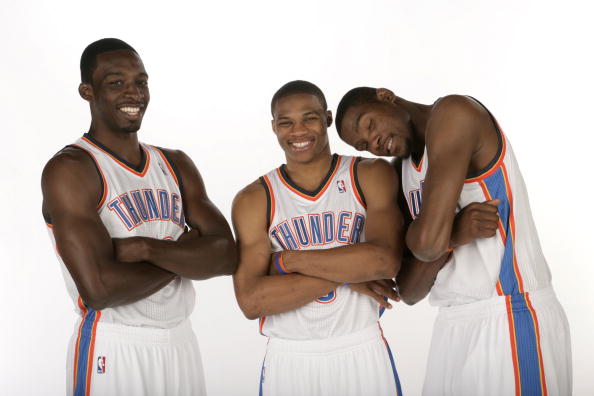 热议国安输球：下半场人员配置有问题；下赛季亚冠前景不乐观（国安失利引发热议：下半场用人存疑，来季亚冠前景堪忧）