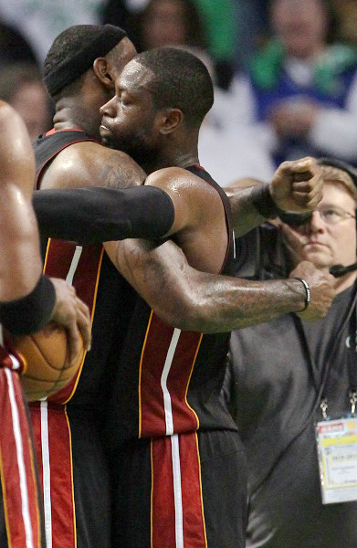 4球1助攻！25岁非洲天才边锋闪耀英超，超级香饽饽，3大豪门抢疯了（25岁非洲天才边锋英超爆发：4球1助成转会香饽饽，三大豪门疯狂竞逐）