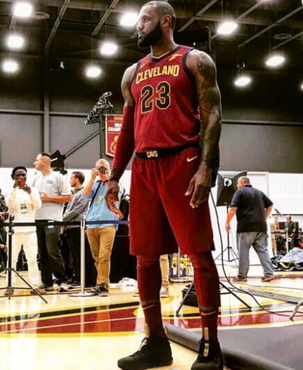 萨巴蒂尼：孔蒂是故意“挑衅”球队，我想球员会做出积极回应（萨巴蒂尼：孔蒂刻意激将球队，我相信球员会积极回应）