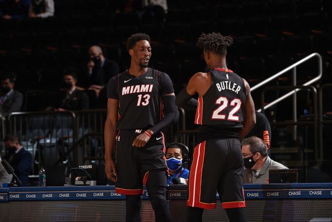 克雷桑在中超表现突出，国安亚冠奖金或成关键，球队需重视中场深度。（克雷桑闪耀中超，国安亚冠奖金或成胜负手，中场厚度亟待提升）