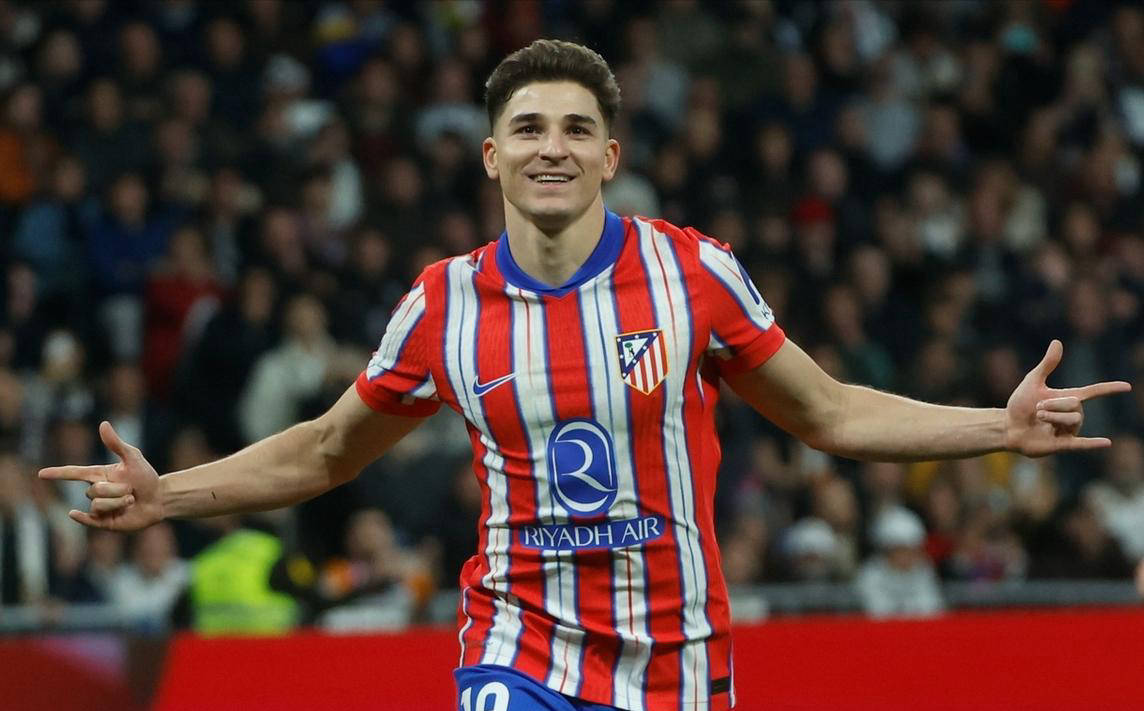 国米vs凯拉特首发预测：巴雷拉踢后腰，劳塔罗继续首发搭皮奥（国米对阵凯拉特首发前瞻：巴雷拉出任后腰，劳塔罗与皮奥继续先发）