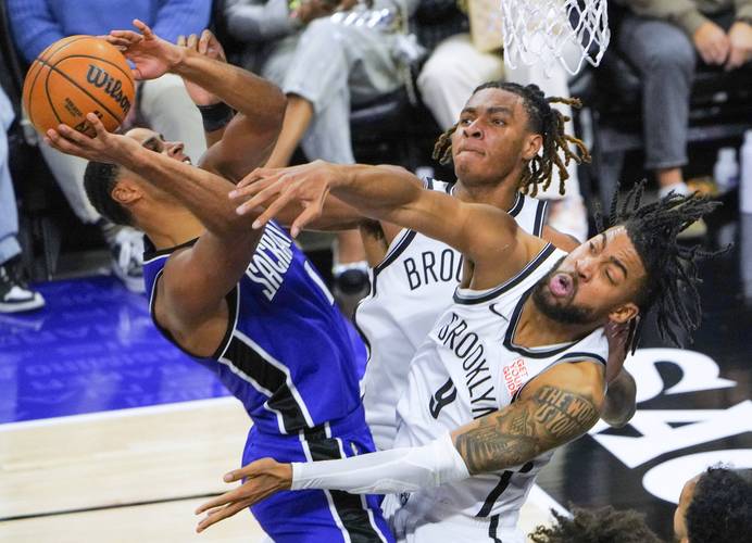 杰明末节15分！全场怒砍23分9篮板双双刷新生涯新高（杰明末节发力砍15分，全场23+9双创生涯新高）