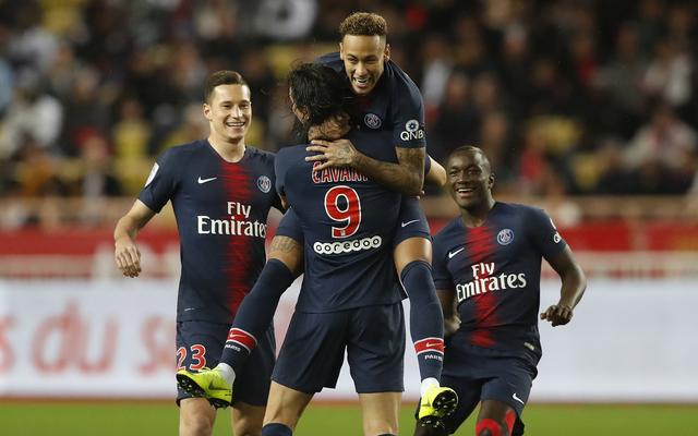 球迷态度： 2026年世界杯抽签结果出炉，你最期待哪组对决？（2026年世界杯抽签揭晓：你最期待哪场焦点之战？）